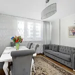 Spacious In Center With Air Conditioning And Desks By Renters Apartment Warsaw